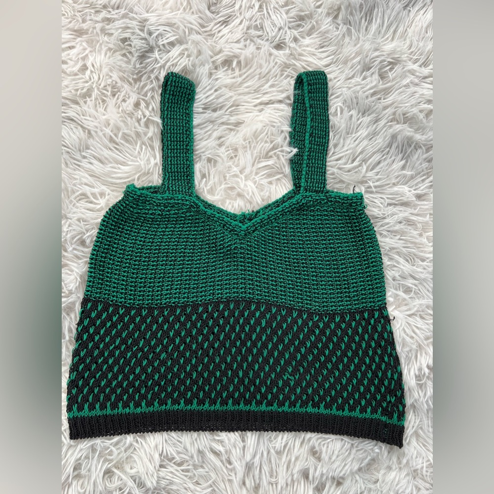 Zara Women’s Jacquard Knit Crop Top size S